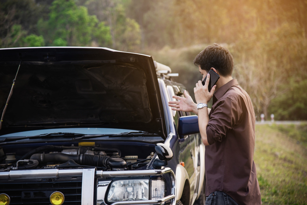 penyebab mobil tergelincir