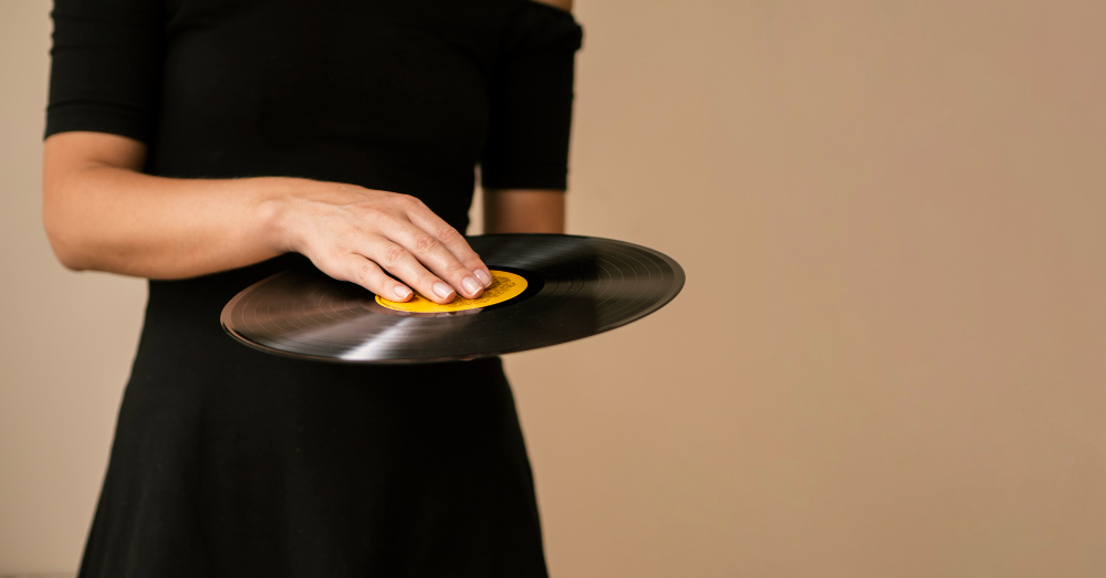 tips membersihkan vinyl
