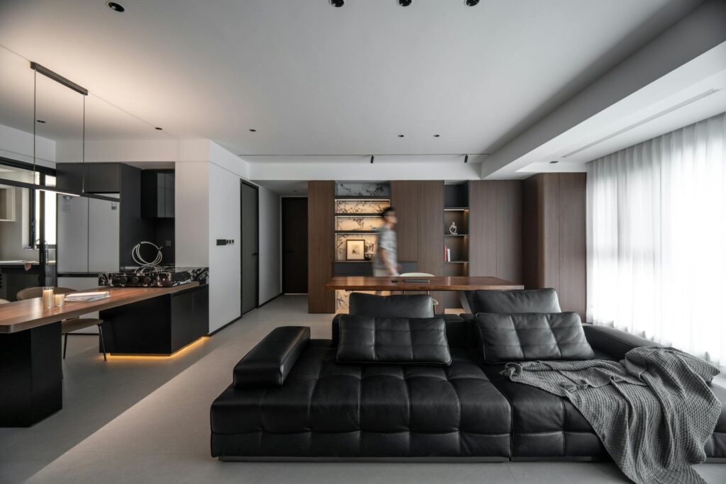 rumah konsep monokrom